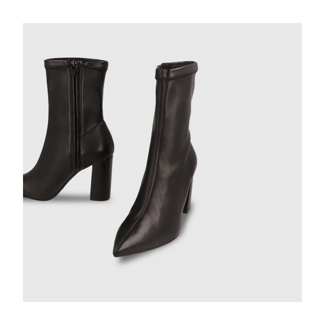 Bottines noires effet cuir élastique pour femme avec détail de surpiqûres sur le devant | Chaussures femme LODI en ligne.