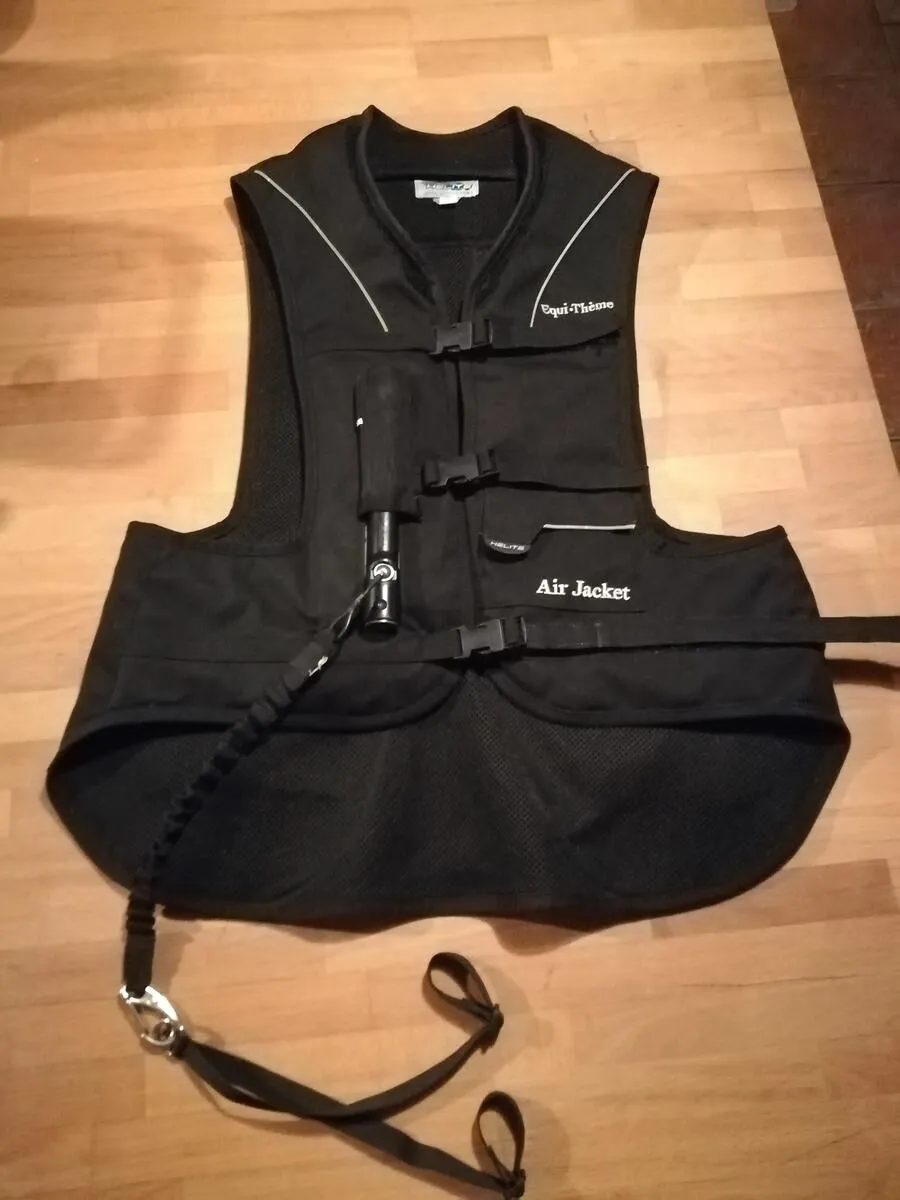 GILET AIRBAG EQUITHEME AIRNEST HELITE