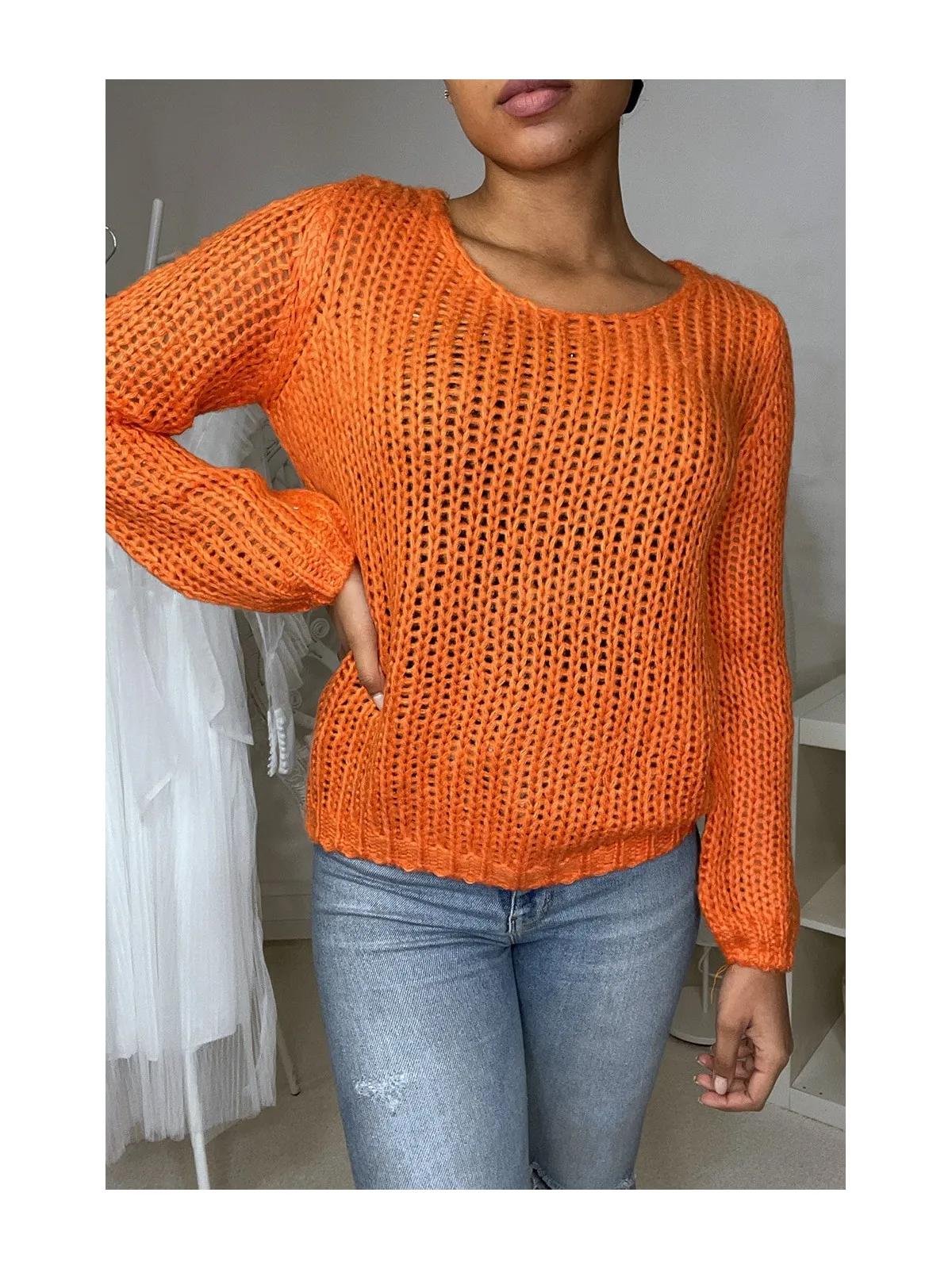 Gros pull orange très agréable à porter