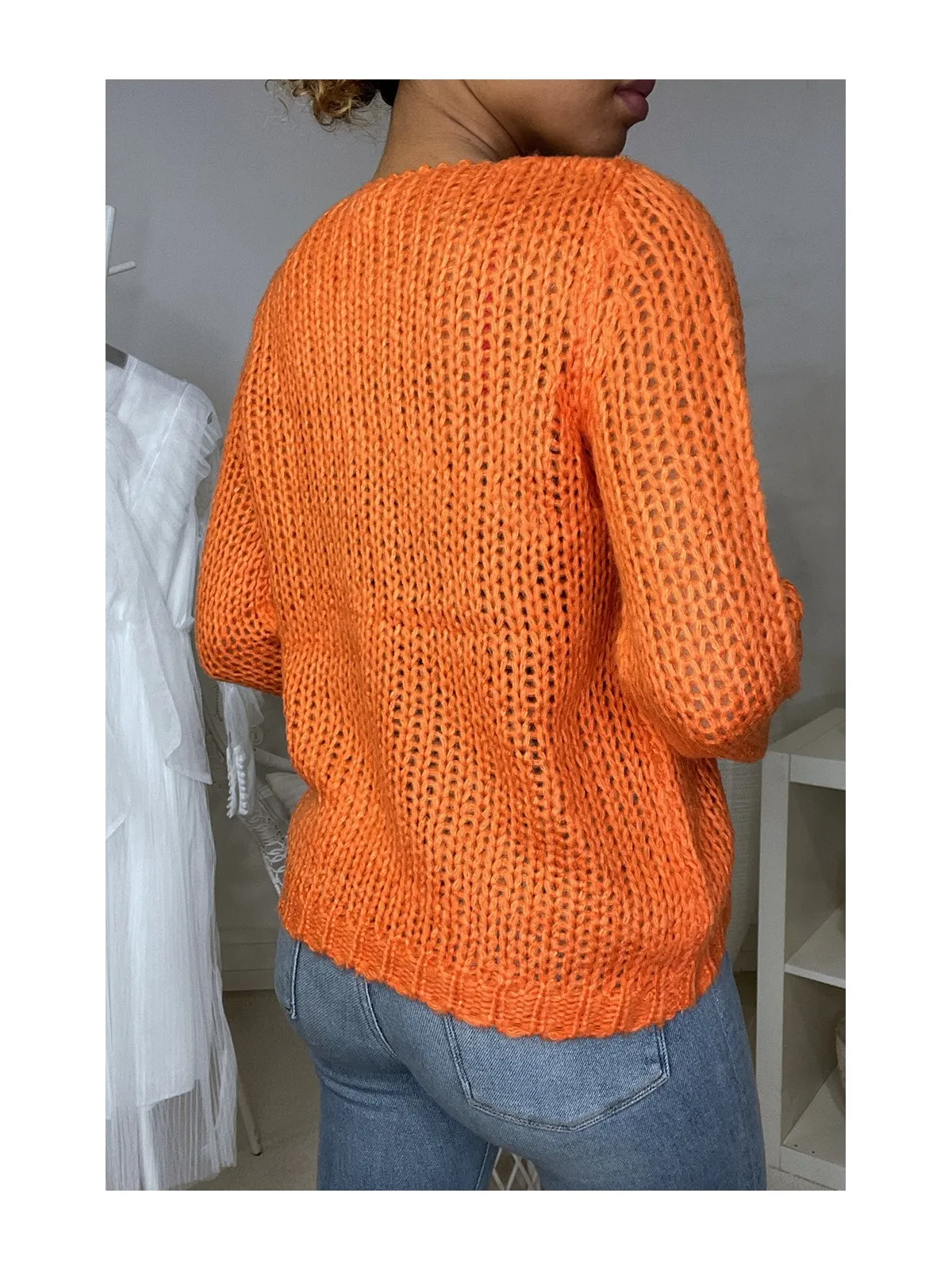 Gros pull orange très agréable à porter