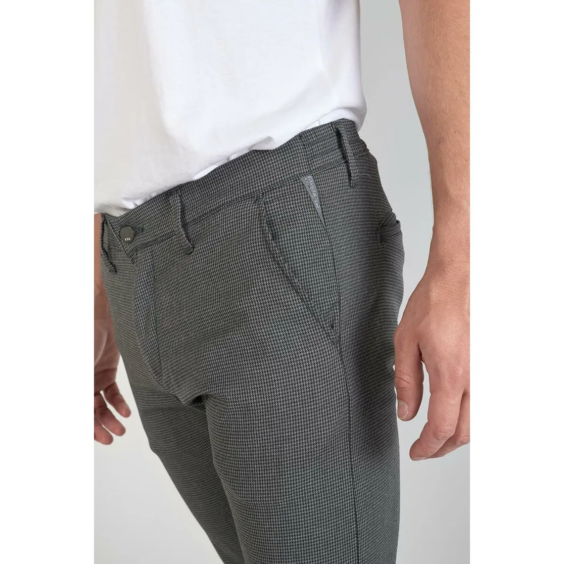 Pantalon carotte MILOW gris Le Temps des Cerises - Pantalon Homme sur MenCorner