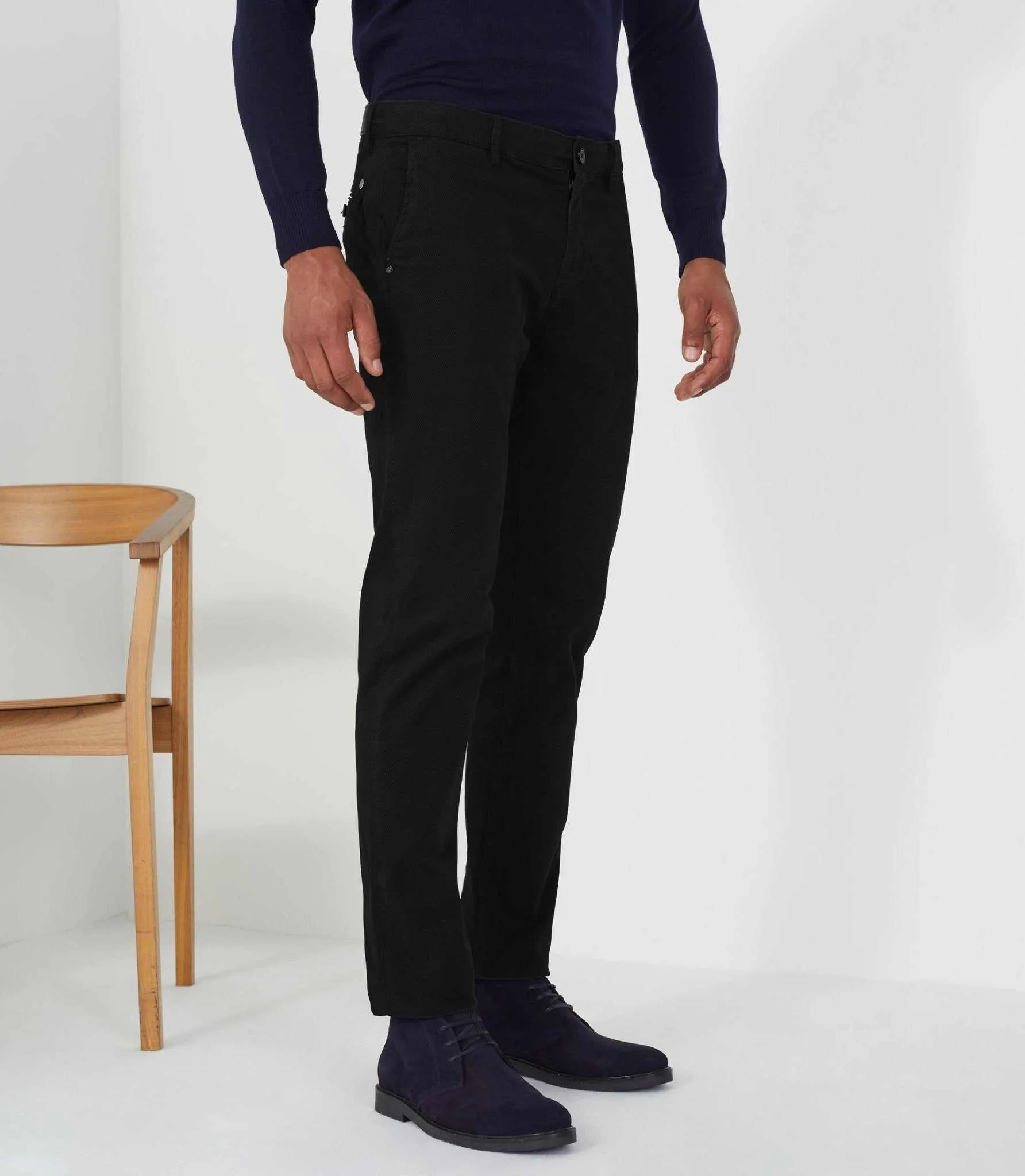 Pantalon casual slim imprimé noir 