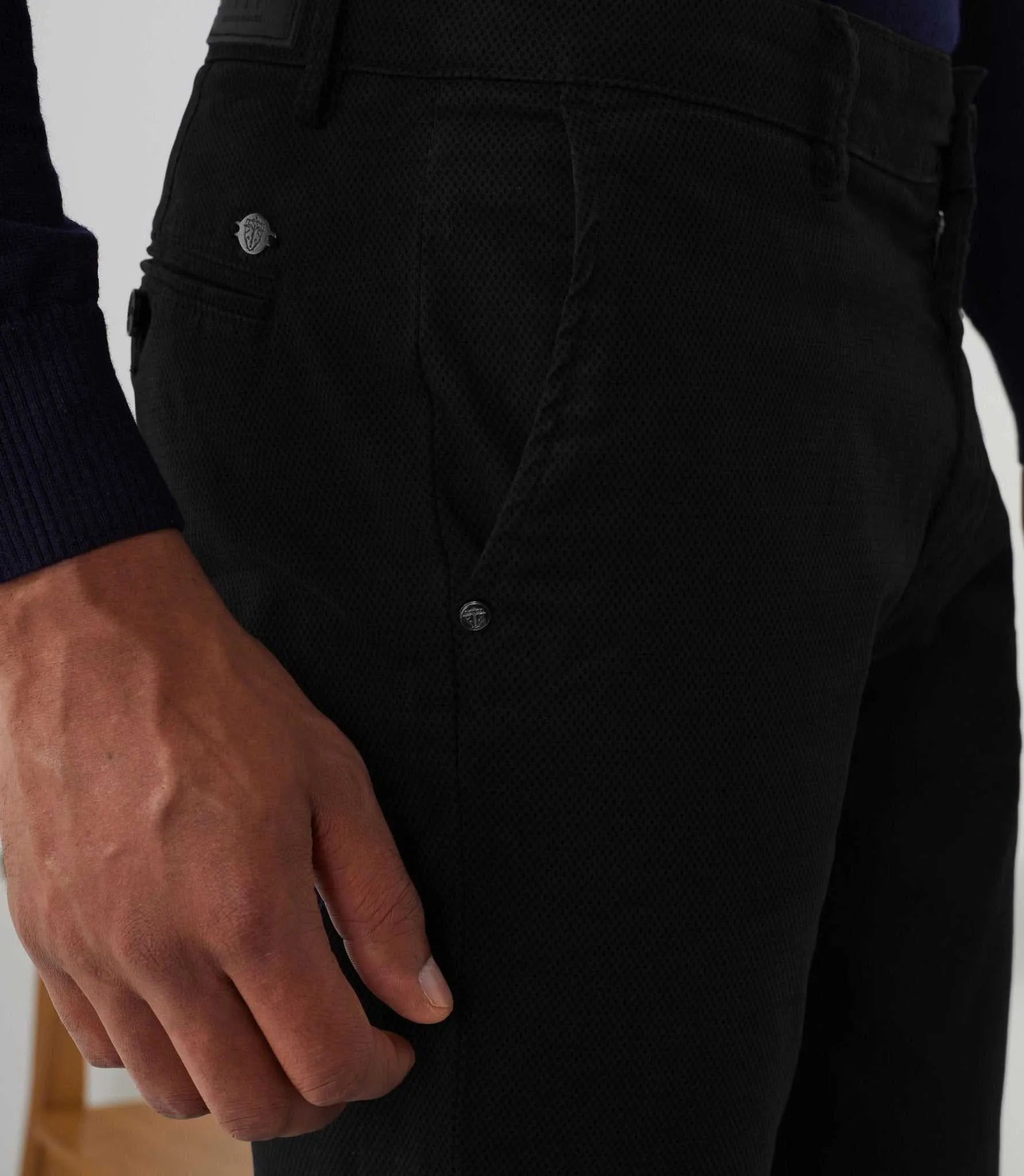 Pantalon casual slim imprimé noir 