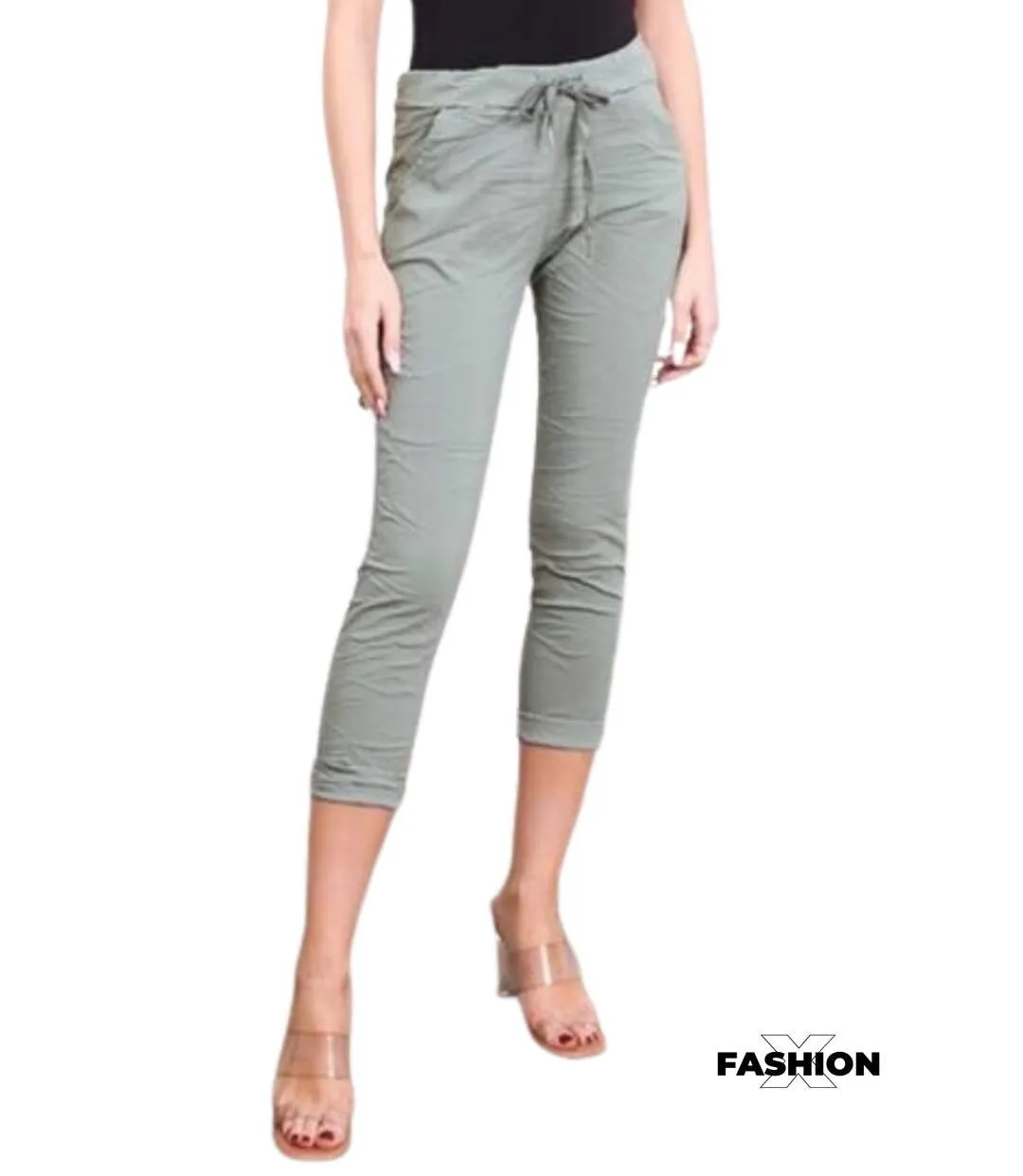 Pantalon femme très tendance - Couleur kaki - Coupe slim