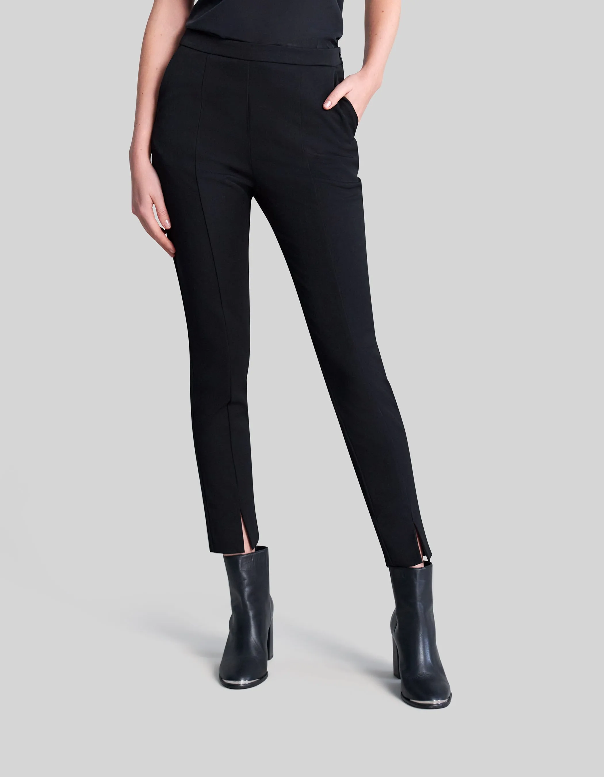 Pantalon slim en twill noir fente devant femme