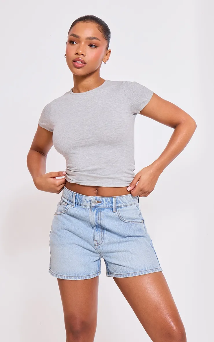 PRETTYLITTLETHING Short mom en jean bleu clair