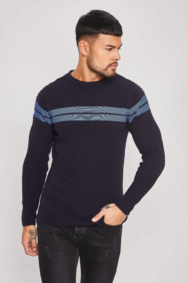 Pull bleu marine à bande rayée bleue