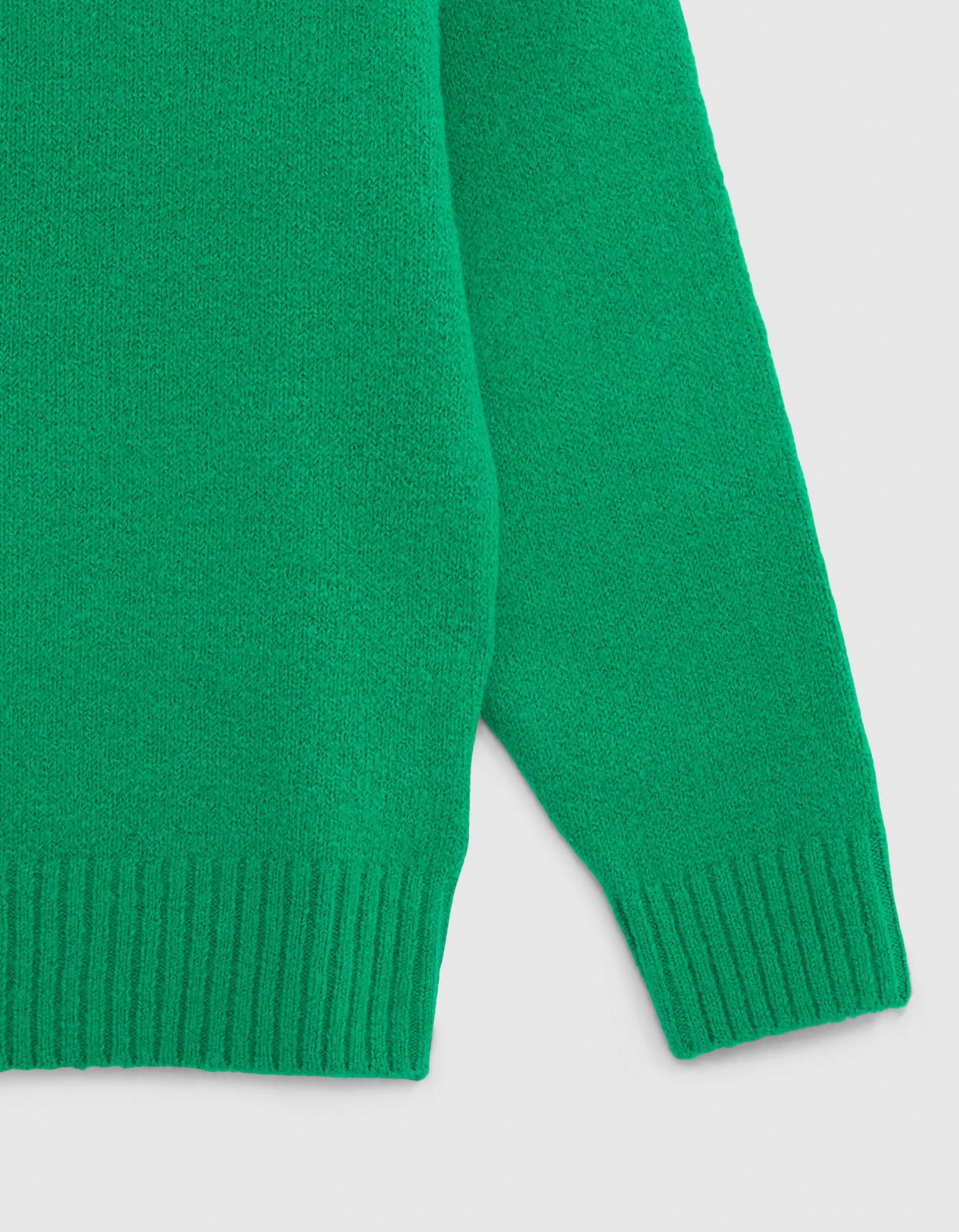 Pull vert tricot fluffy garçon