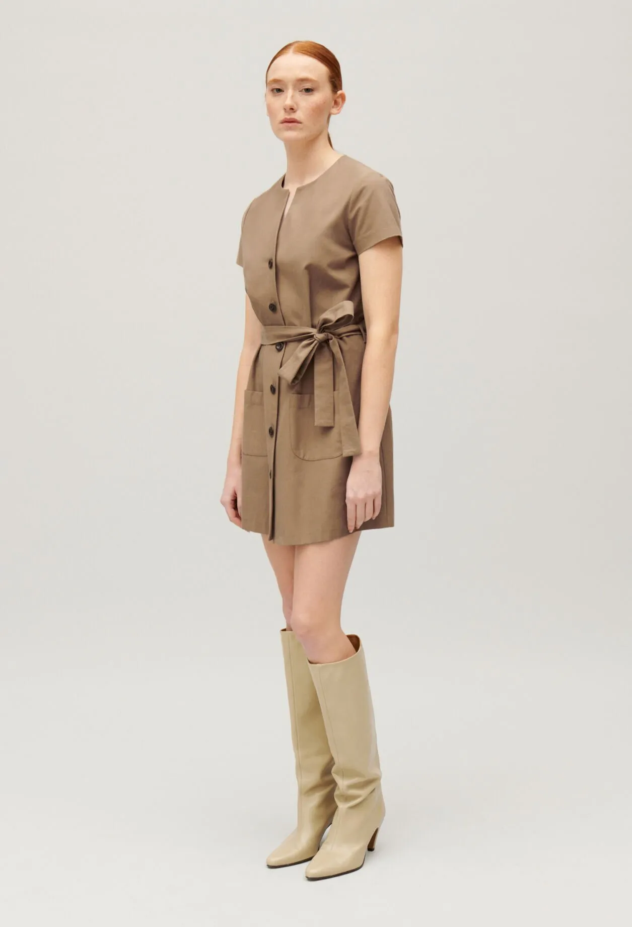 Robe courte boutonnée marron | Claudie FR