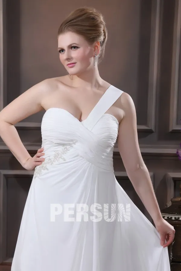 Robe de mariée grande taille asymétrique ruchée avec appliques en Mousseline