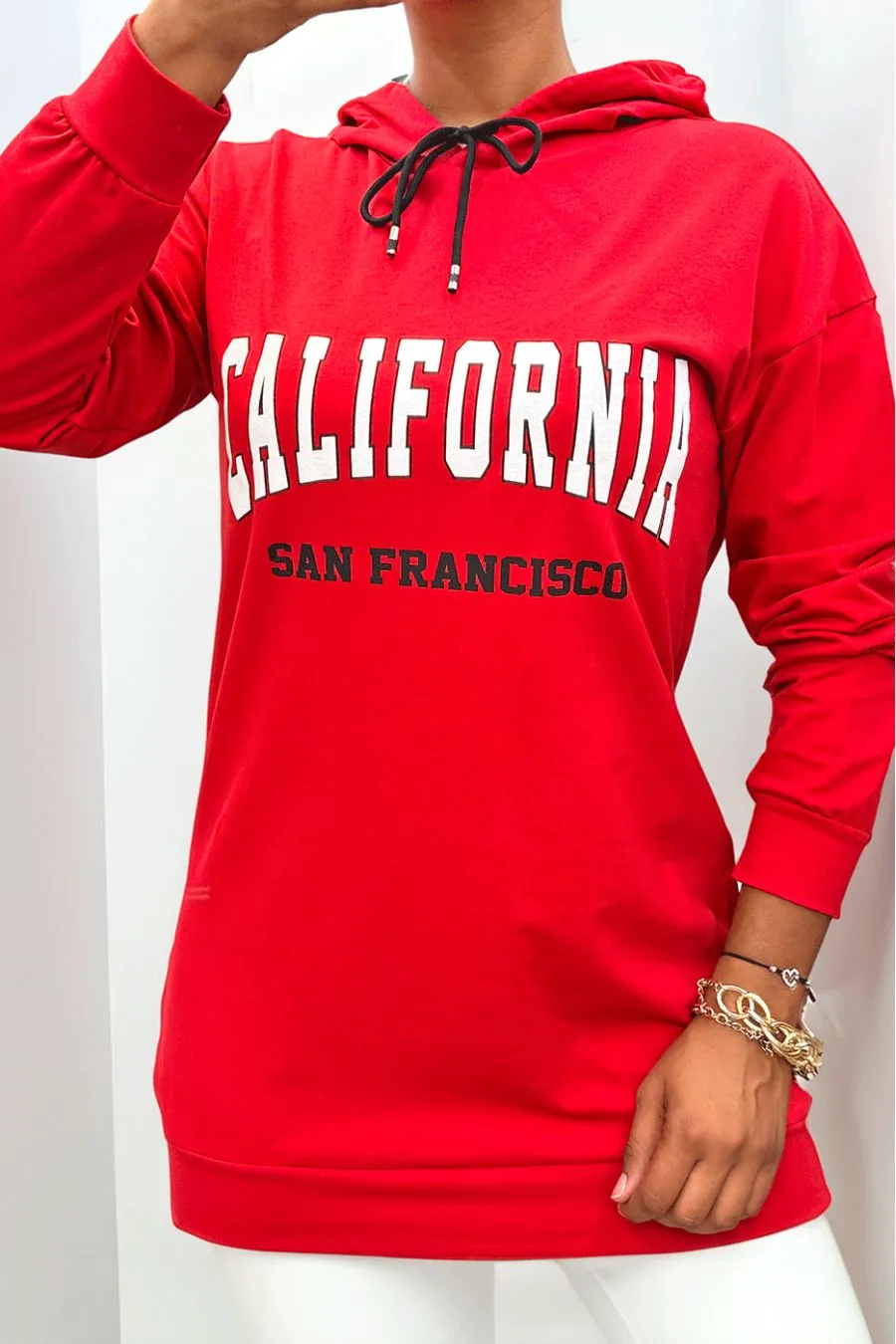 Sweat à capuche rouge avec écriture CALIFORNIA