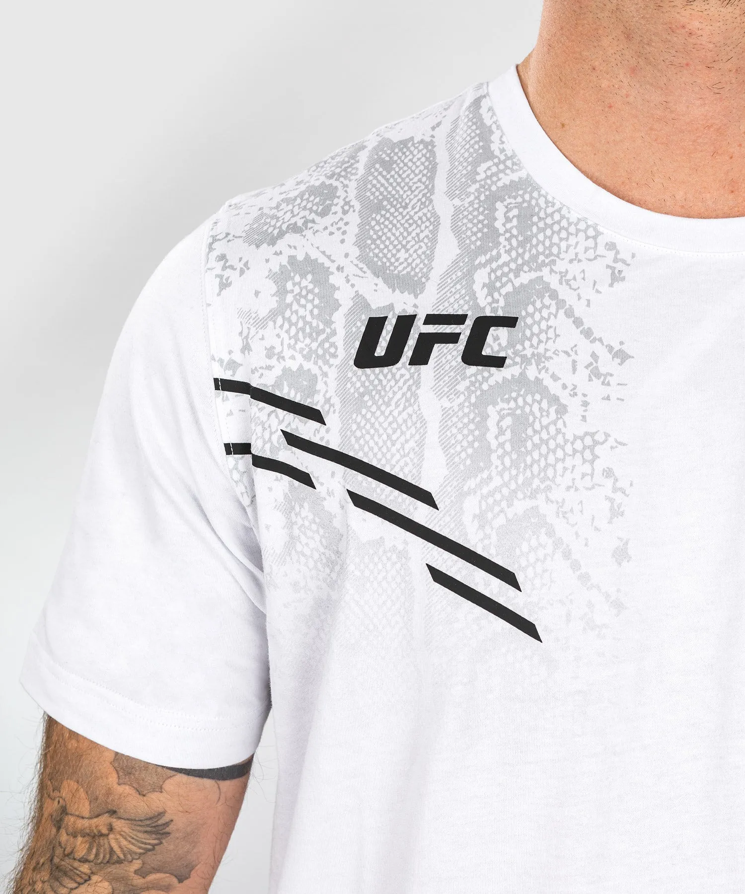 T-shirt à manches courtes pour Hommes UFC Adrenaline by Venum Replica - Blanc