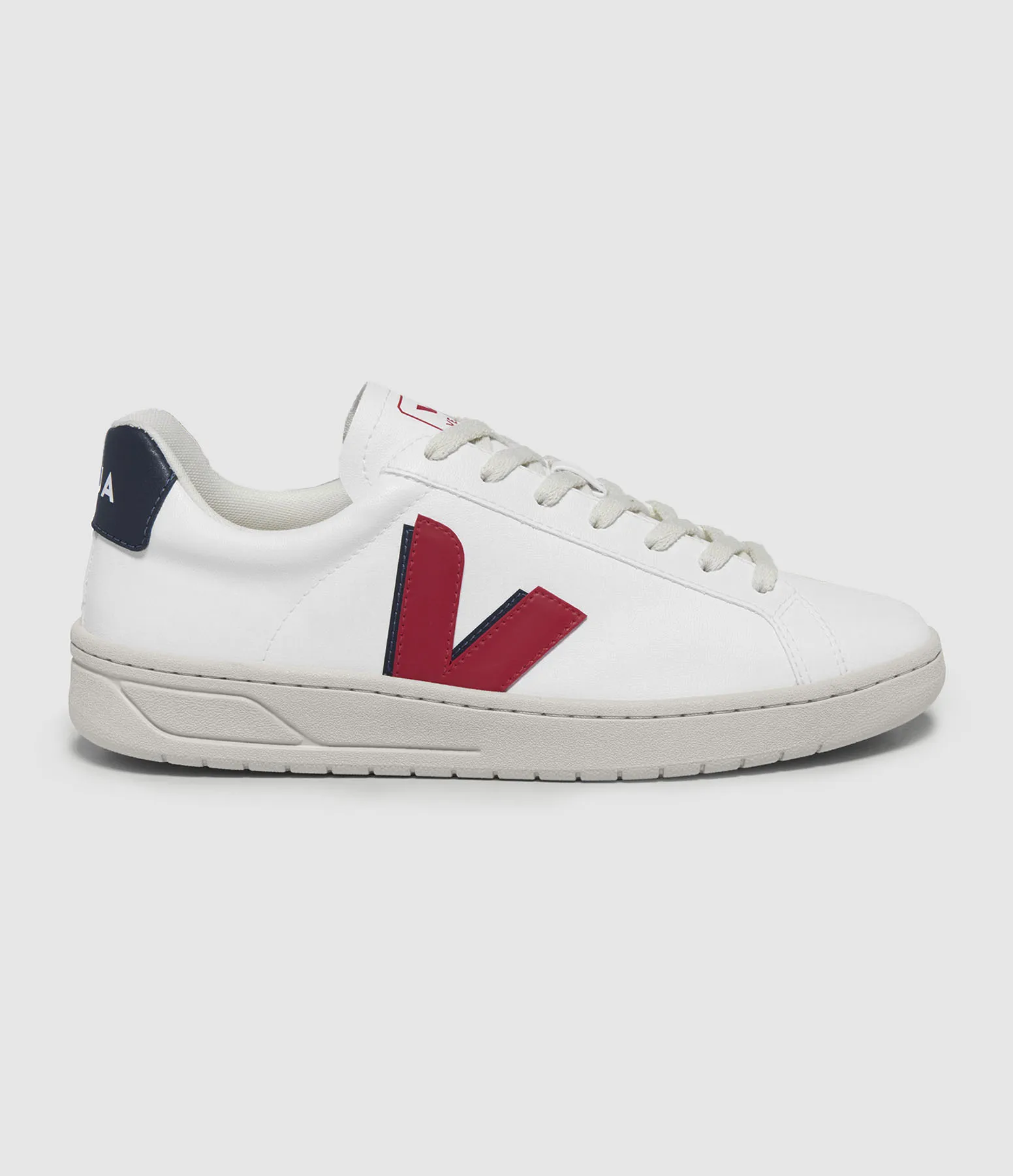 VEJA Partager  Baskets Urca Cwl White Pekin Nautico  